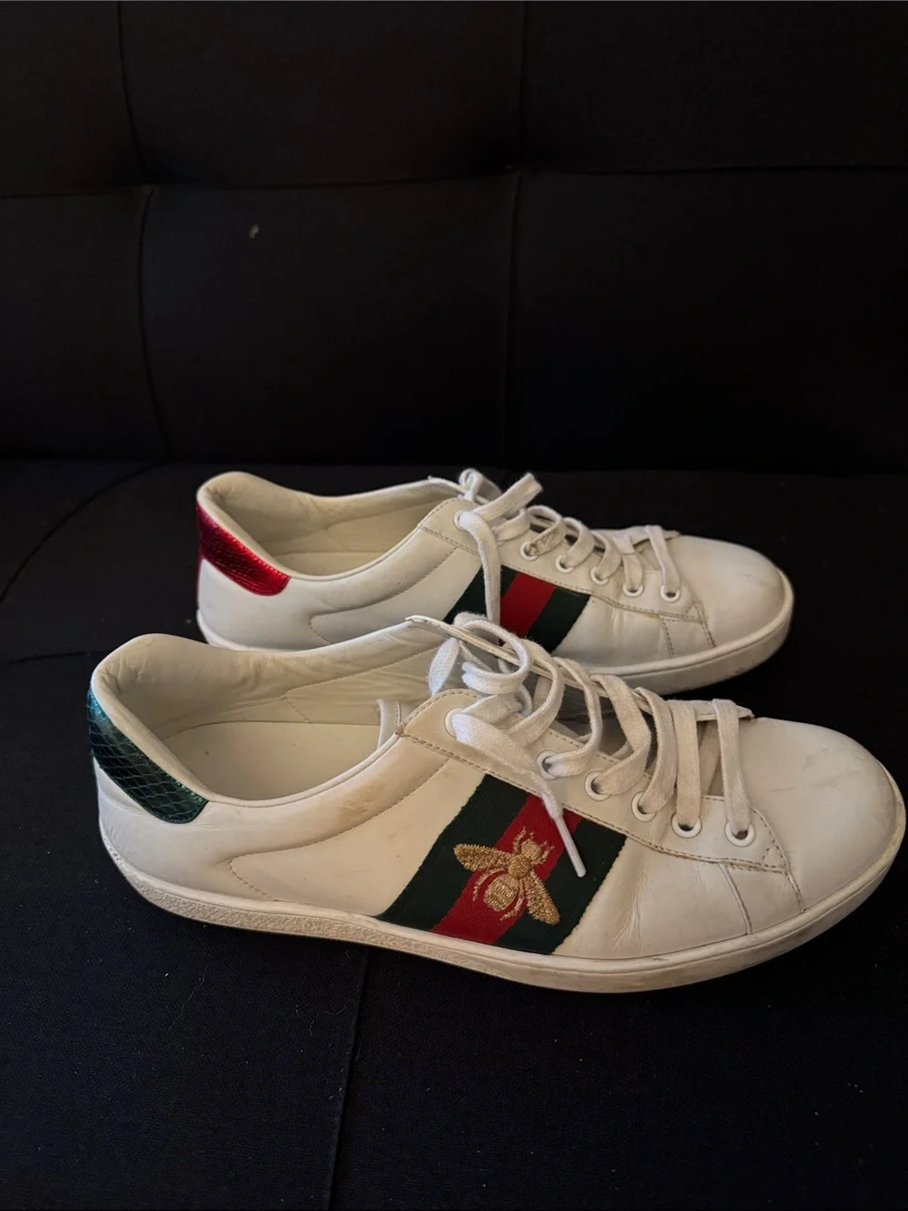 Gucci White Leather Sneakers with Red and Green Stripe and Gold Bee